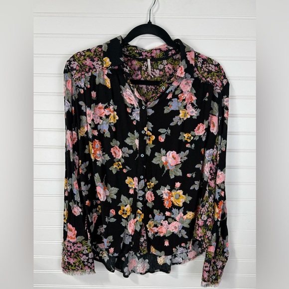 Free People Tops - Free People women’s black multi colored floral button down blouse. Size Medium